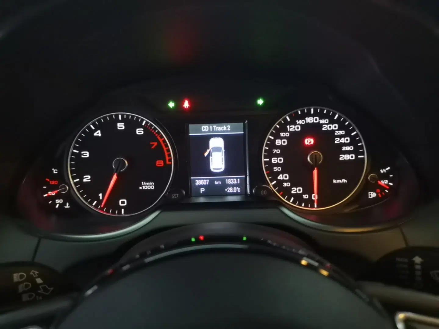 Audi Q5 2017 Plus 40 TFSI Technology Model — миниатюра 14