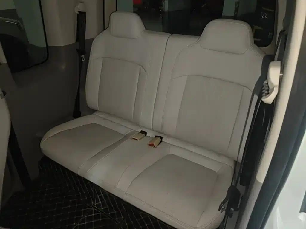 Wuling Air ev Clear Sky 2023 Model, Four-Seat - Advanced Edition — миниатюра 17