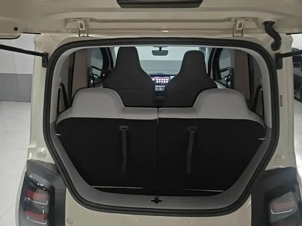 Wuling Air ev Clear Sky 2023 Model, Four-Seat - Advanced Edition — миниатюра 19