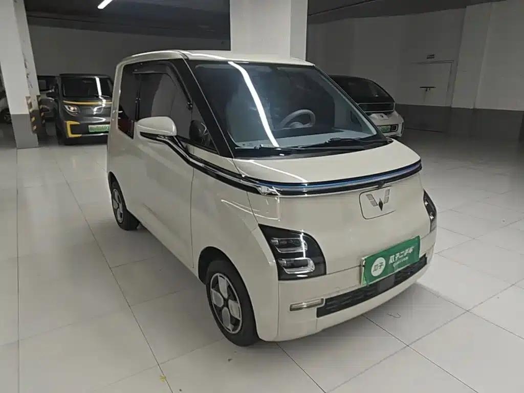Wuling Air ev Clear Sky 2023 Model, Four-Seat - Advanced Edition — миниатюра 4