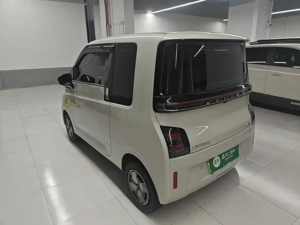 Wuling Air ev Clear Sky 2023 Model, Four-Seat - Advanced Edition — миниатюра 5