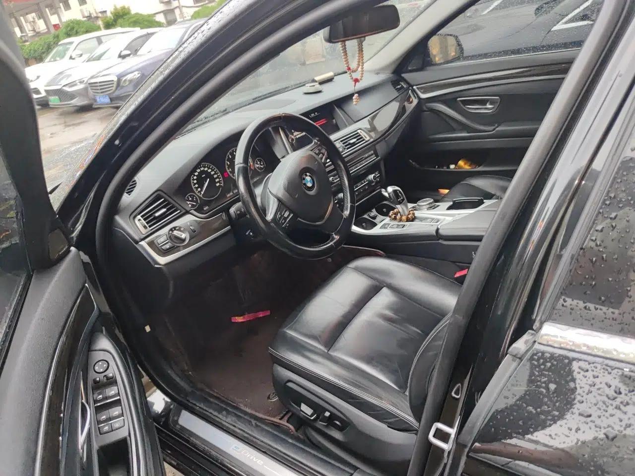 BMW 5 Series New Energy 2015 530Le — миниатюра 16