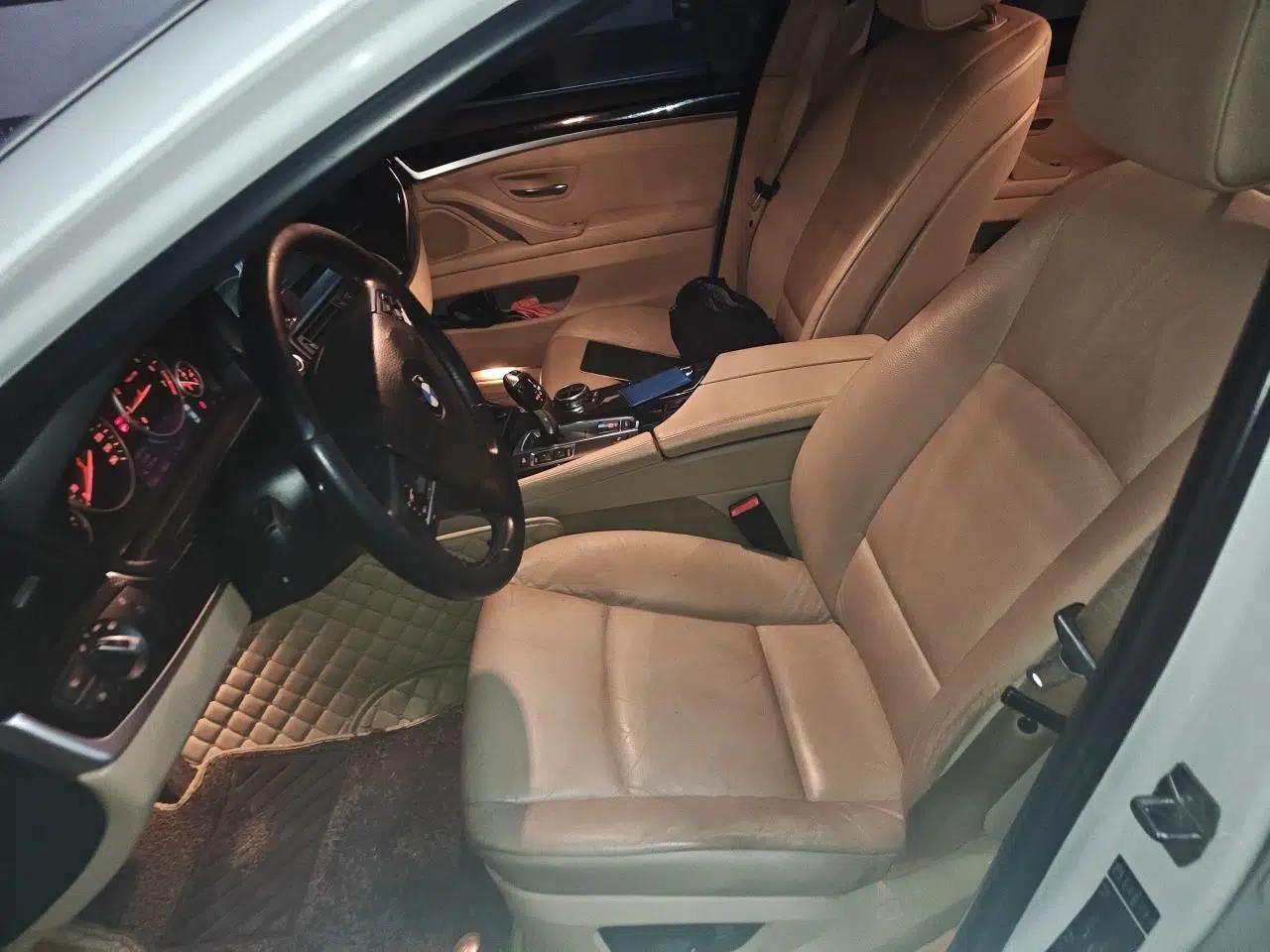 BMW 5 Series 2013 525Li Luxury Model — миниатюра 15