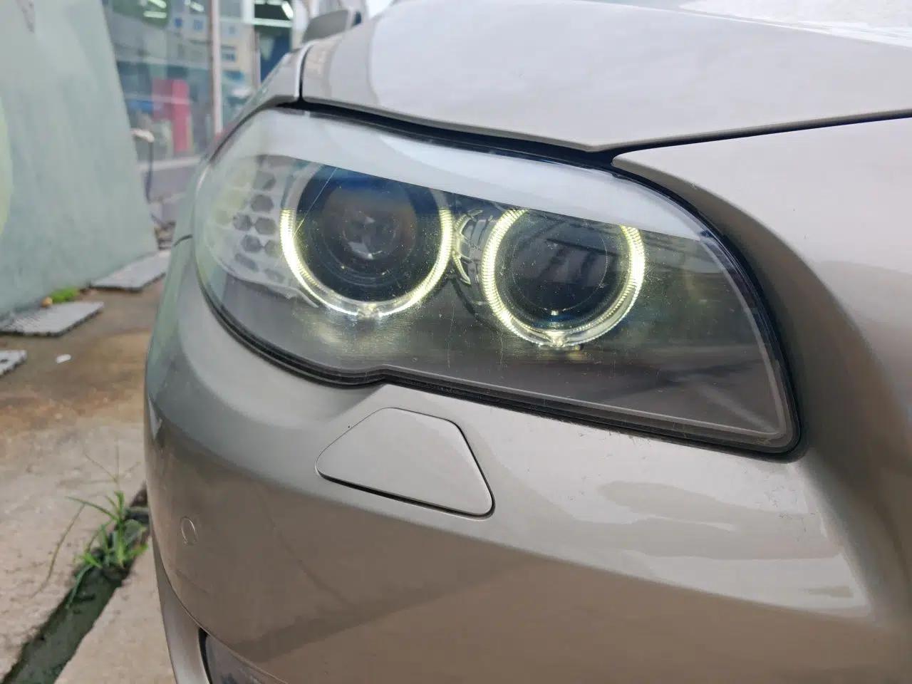 BMW 5 Series 2011 523Li Luxury Model — миниатюра 7