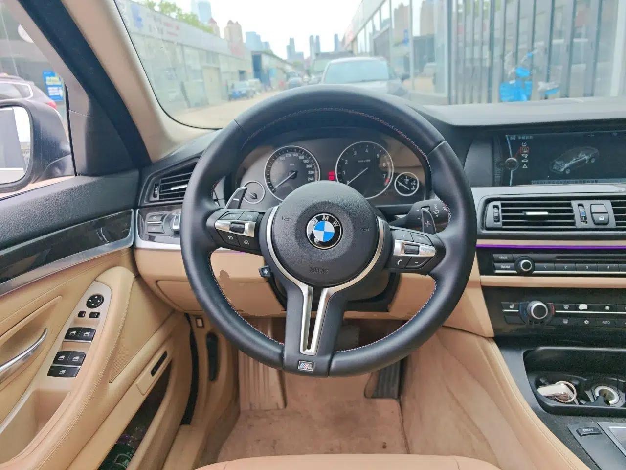 BMW 5 Series 2011 523Li Luxury Model — миниатюра 10