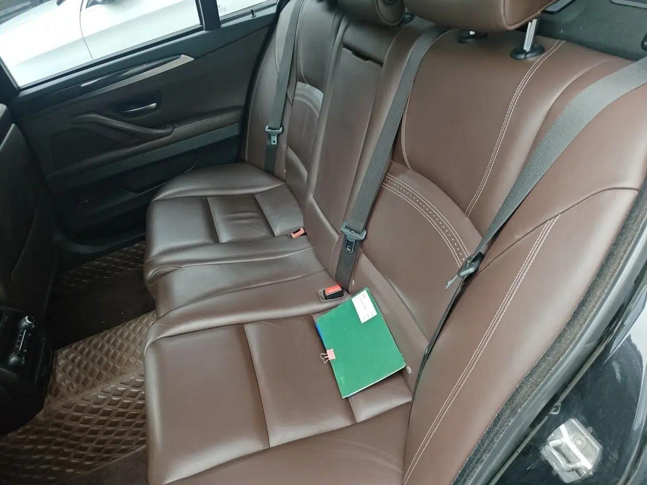 BMW 5 Series New Energy 2015 530Le — миниатюра 17