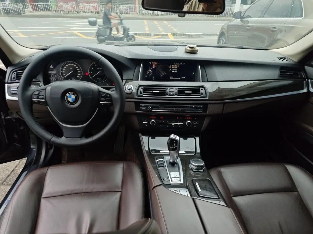 BMW 5 Series New Energy 2015 530Le — миниатюра 9