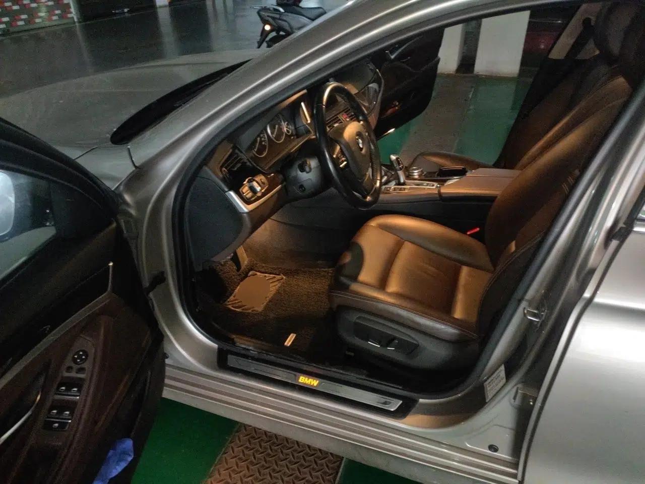 BMW 5 Series 2014 525Li Luxury Design Package — миниатюра 16