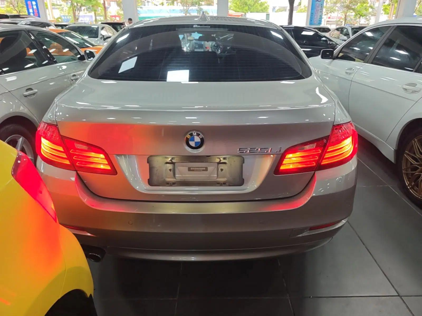 BMW 5 Series 2017 520Li Elegant Edition — миниатюра 5