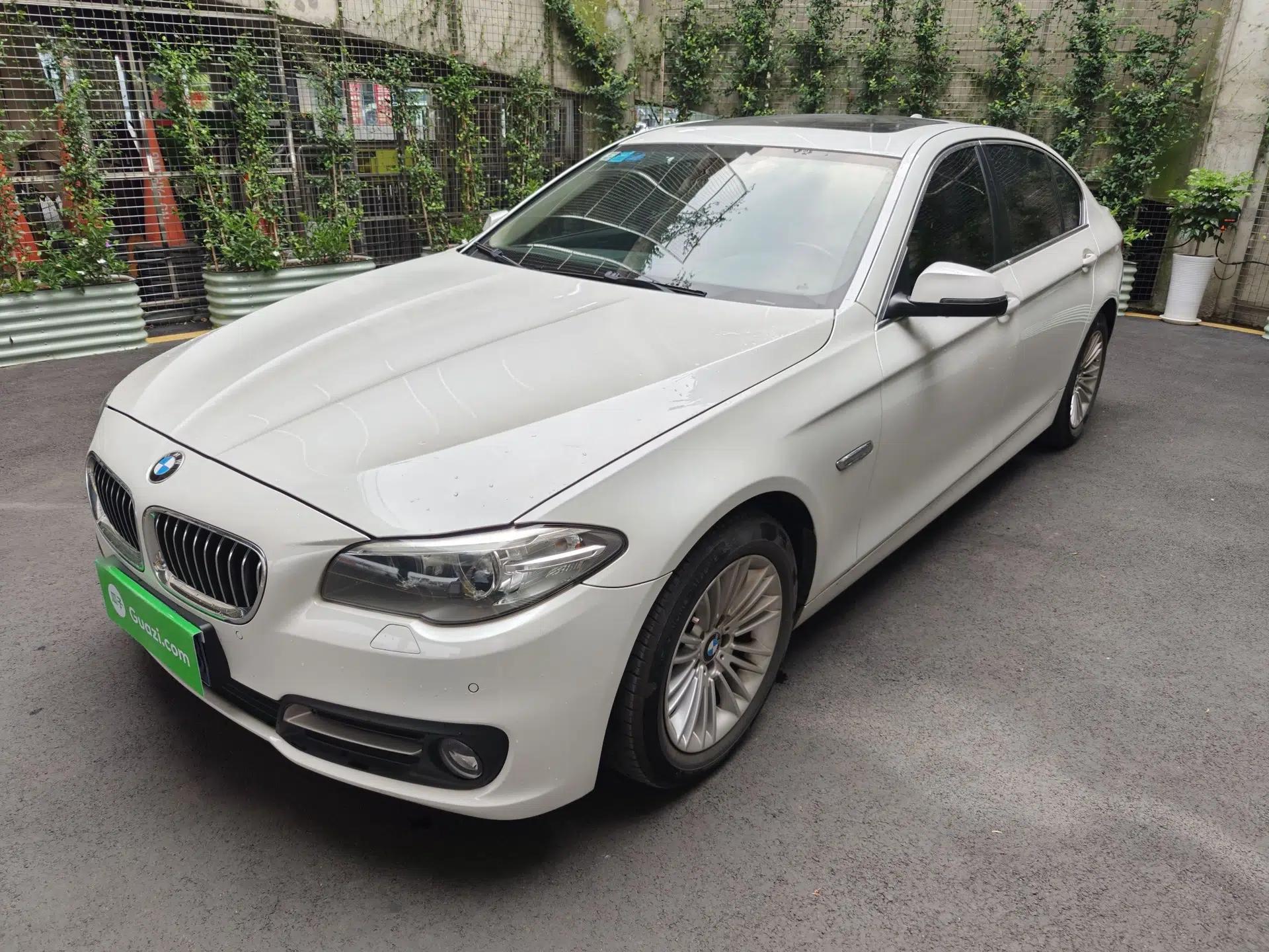 BMW 5 Series 2014 525Li Leading Model — миниатюра 1