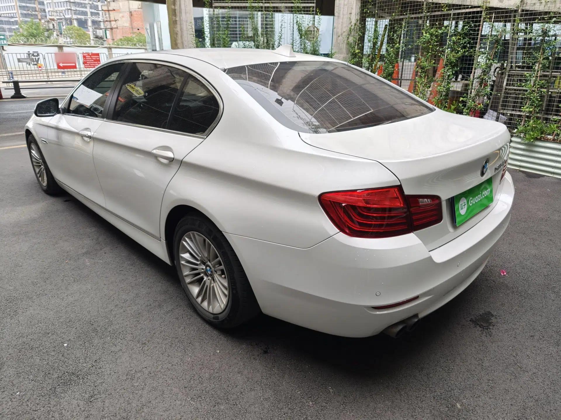 BMW 5 Series 2014 525Li Leading Model — миниатюра 19