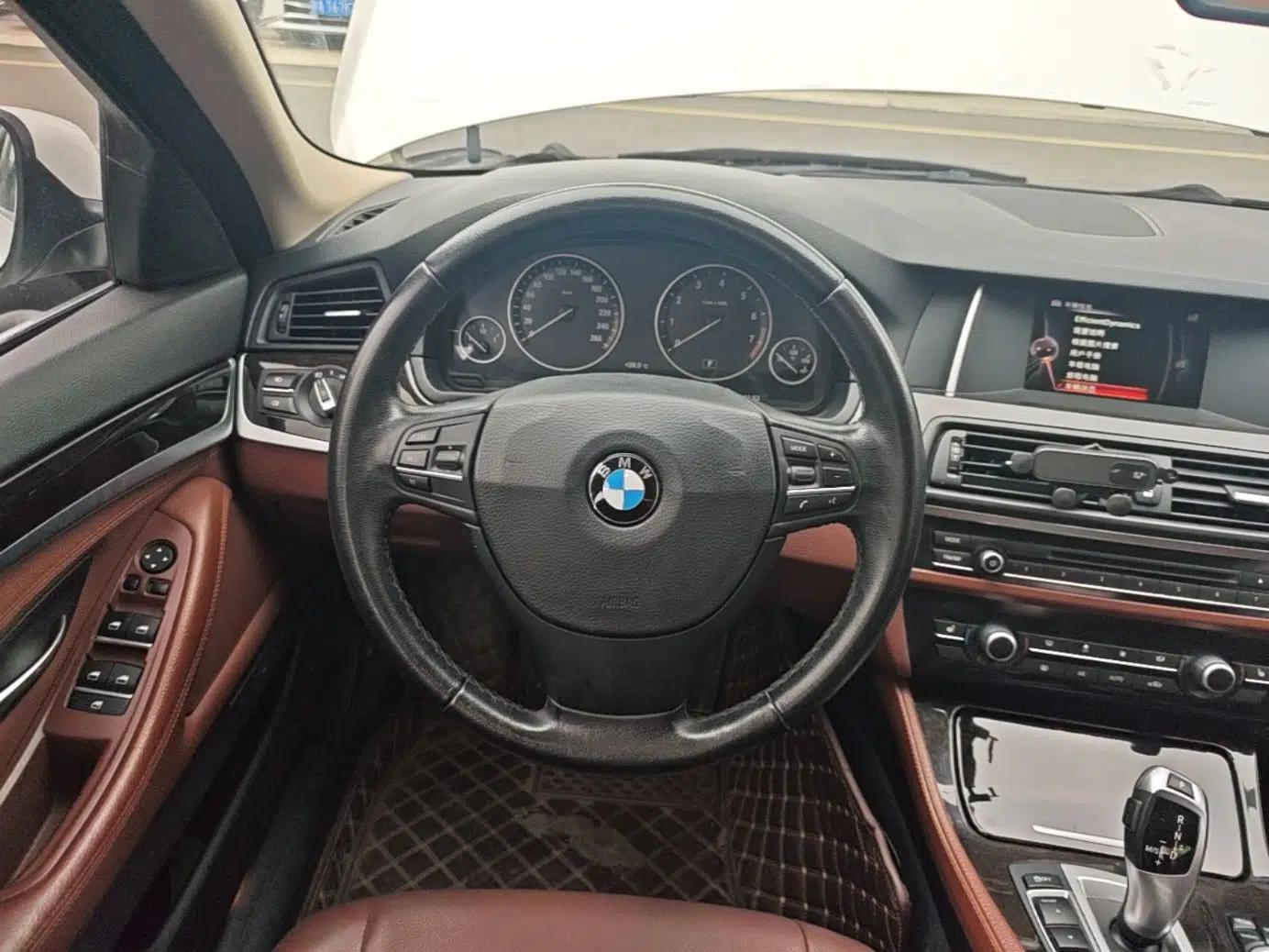 BMW 5 Series 2014 525Li Leading Model — миниатюра 22