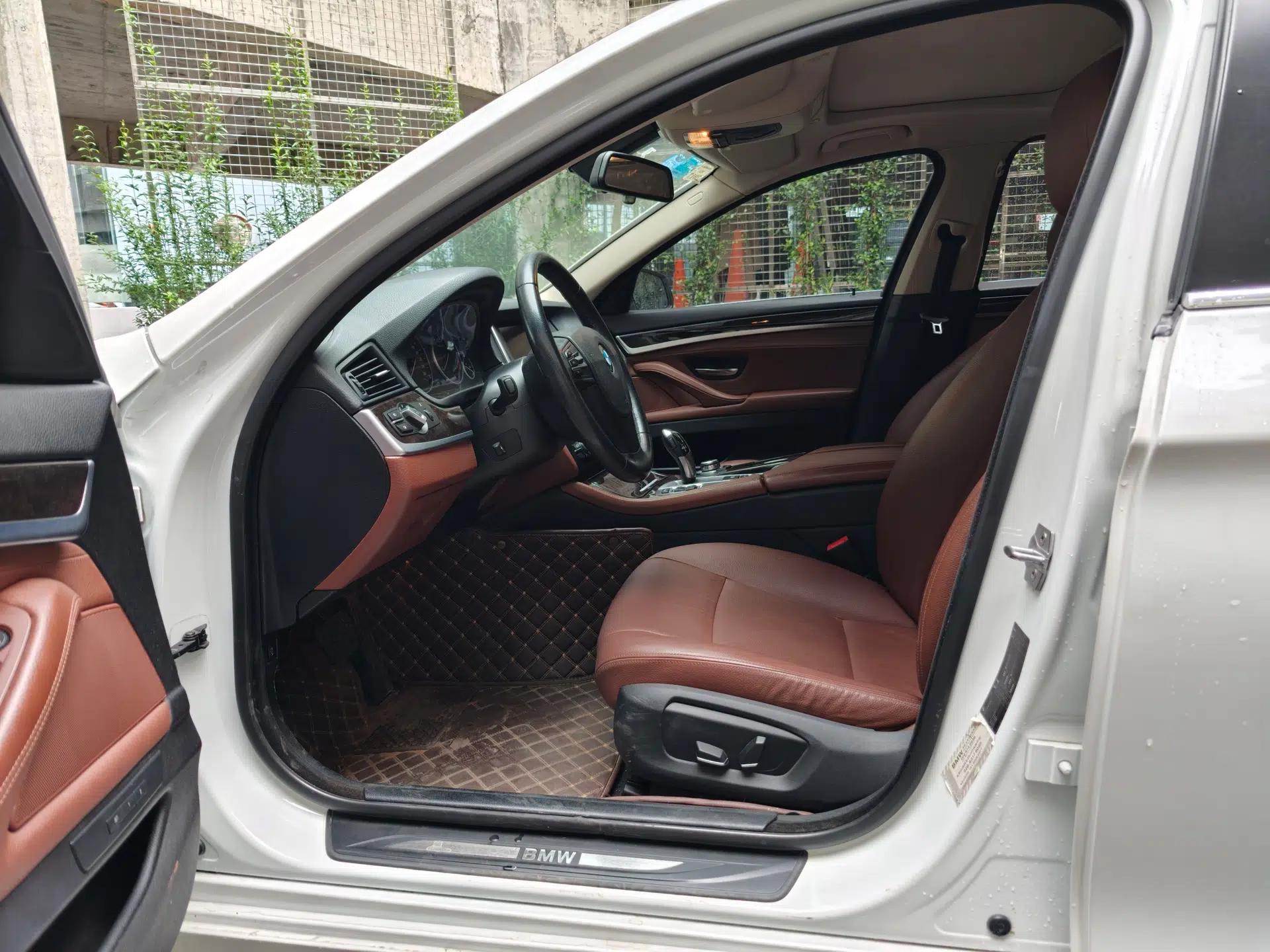 BMW 5 Series 2014 525Li Leading Model — миниатюра 34