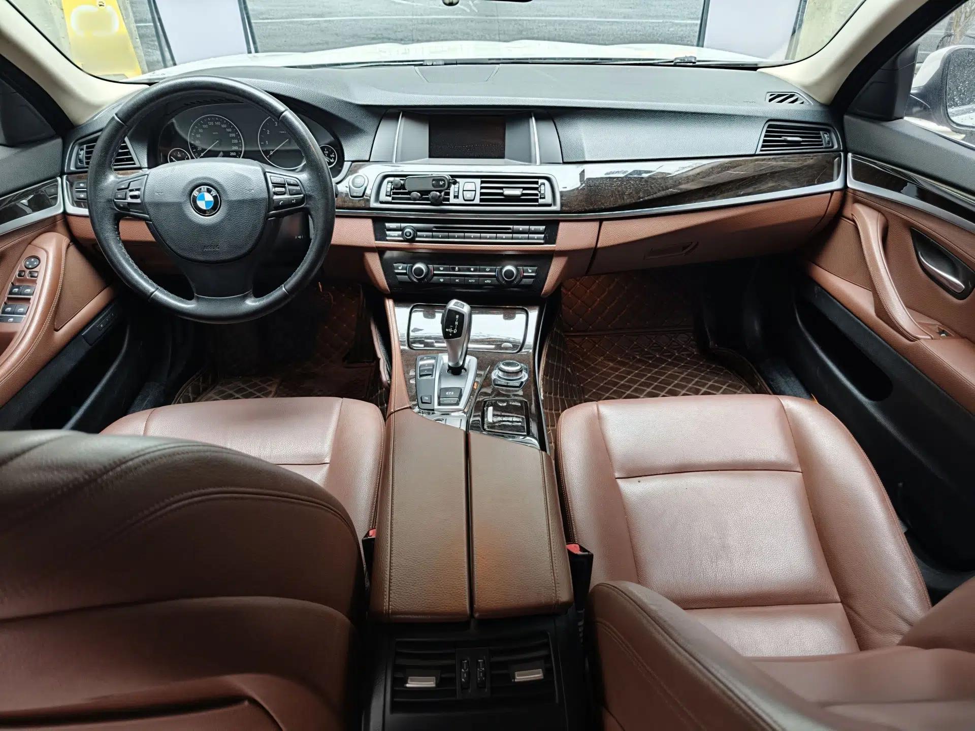 BMW 5 Series 2014 525Li Leading Model — миниатюра 36