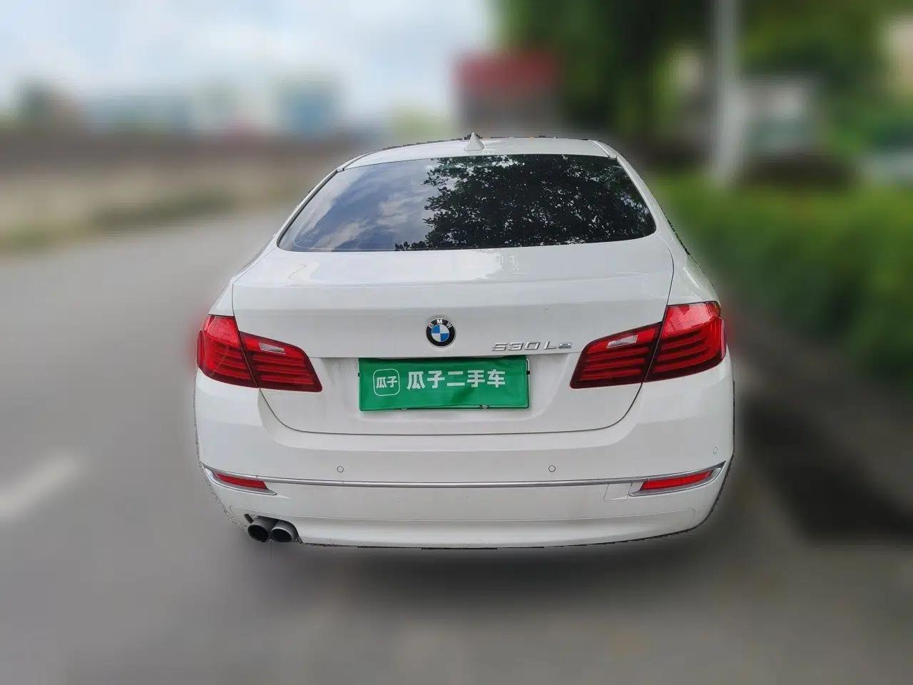 BMW 5 Series New Energy 2015 530Le — миниатюра 5