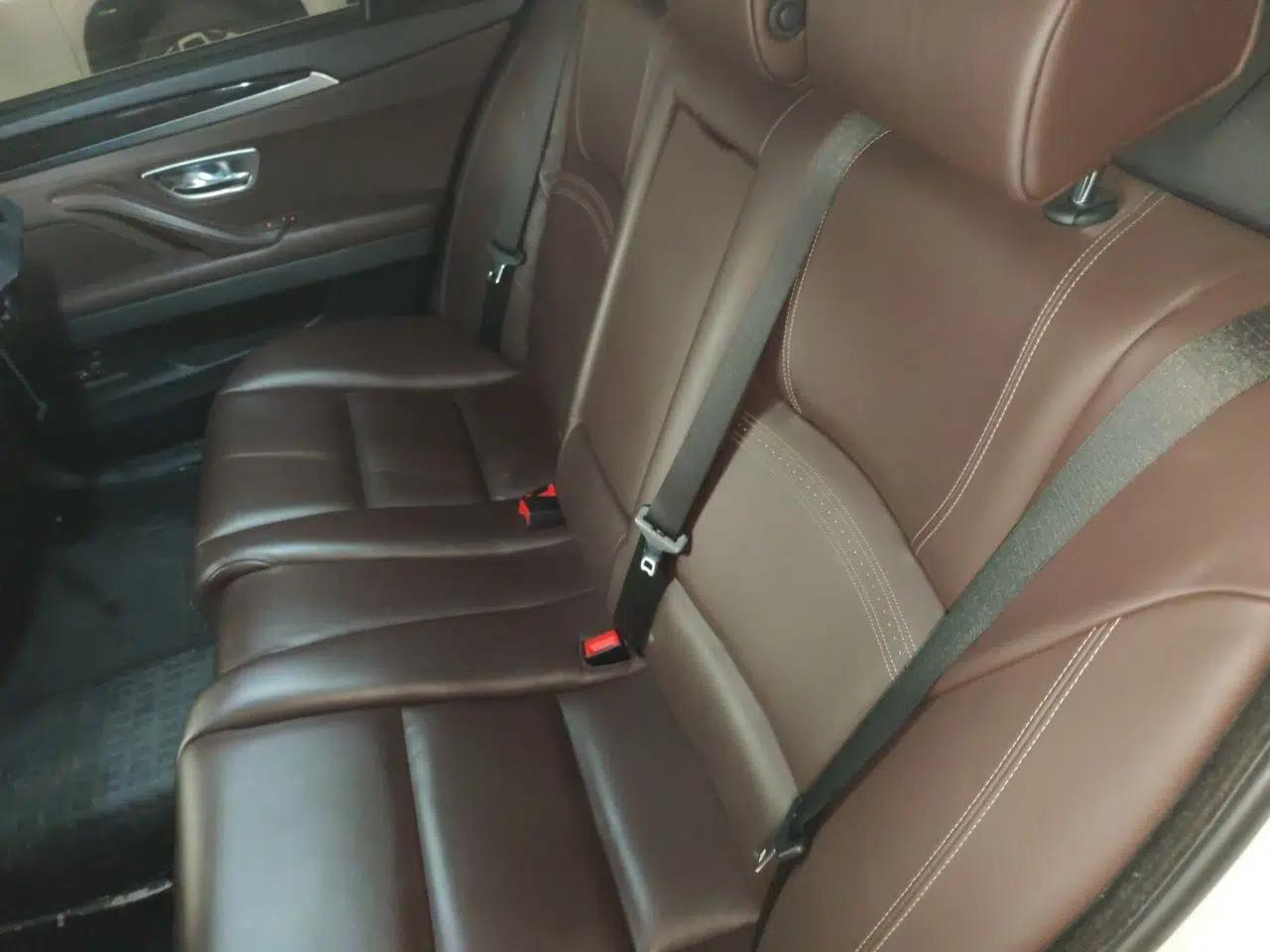 BMW 5 Series New Energy 2015 530Le — миниатюра 17