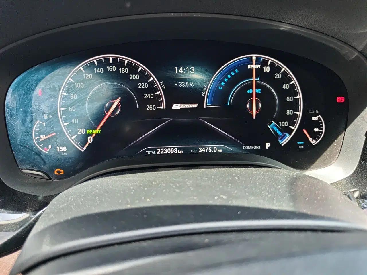 BMW 5 Series New Energy 2019 530Le Luxury Package — миниатюра 12