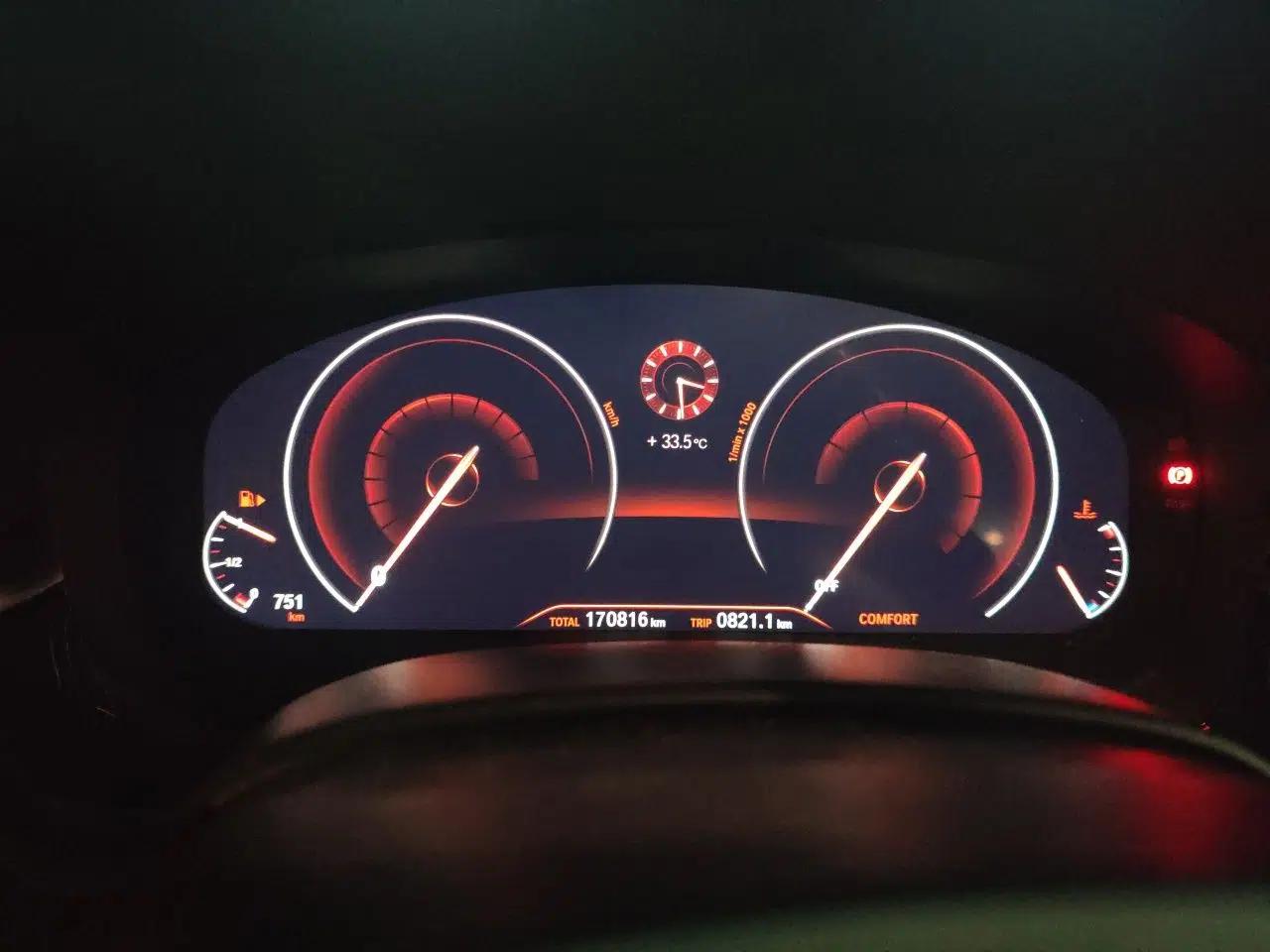 BMW 5 Series 2019 530Li Leading Model M Sport Package — миниатюра 11