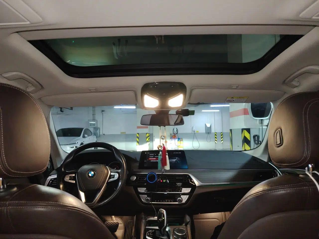 BMW 5 Series New Energy 2019 Updated Version 530Le Luxury Package — миниатюра 18