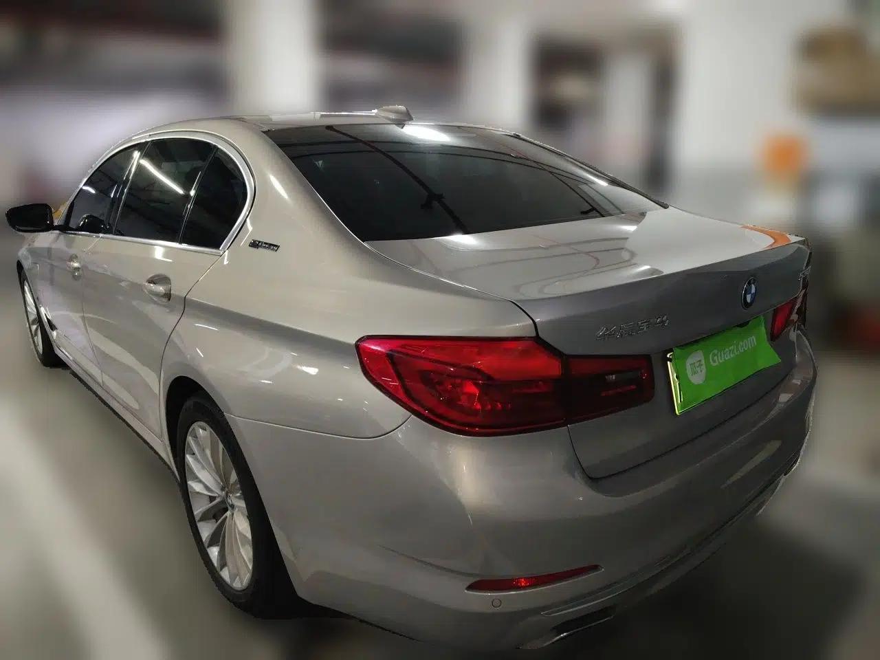 BMW 5 Series New Energy 2019 Updated Version 530Le Luxury Package — миниатюра 4