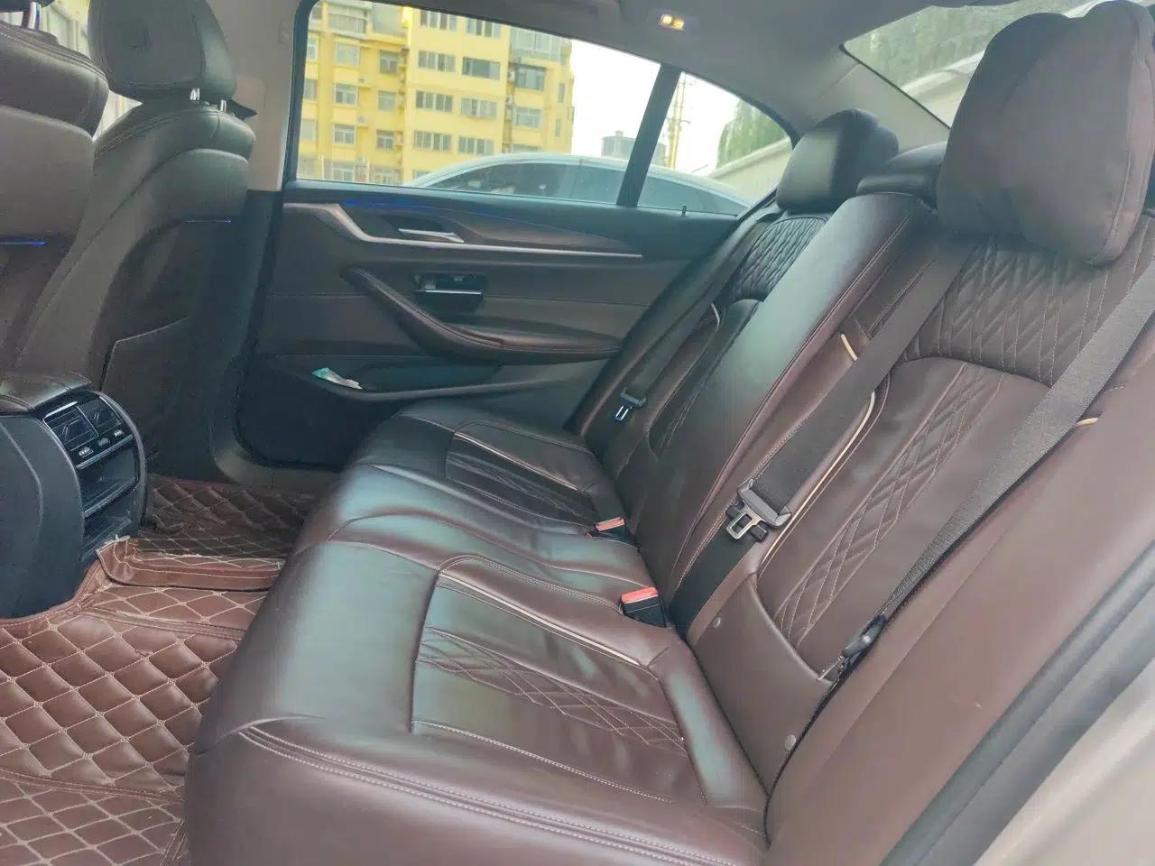 BMW 5 Series 2018 530Li xDrive Luxury Package — миниатюра 17