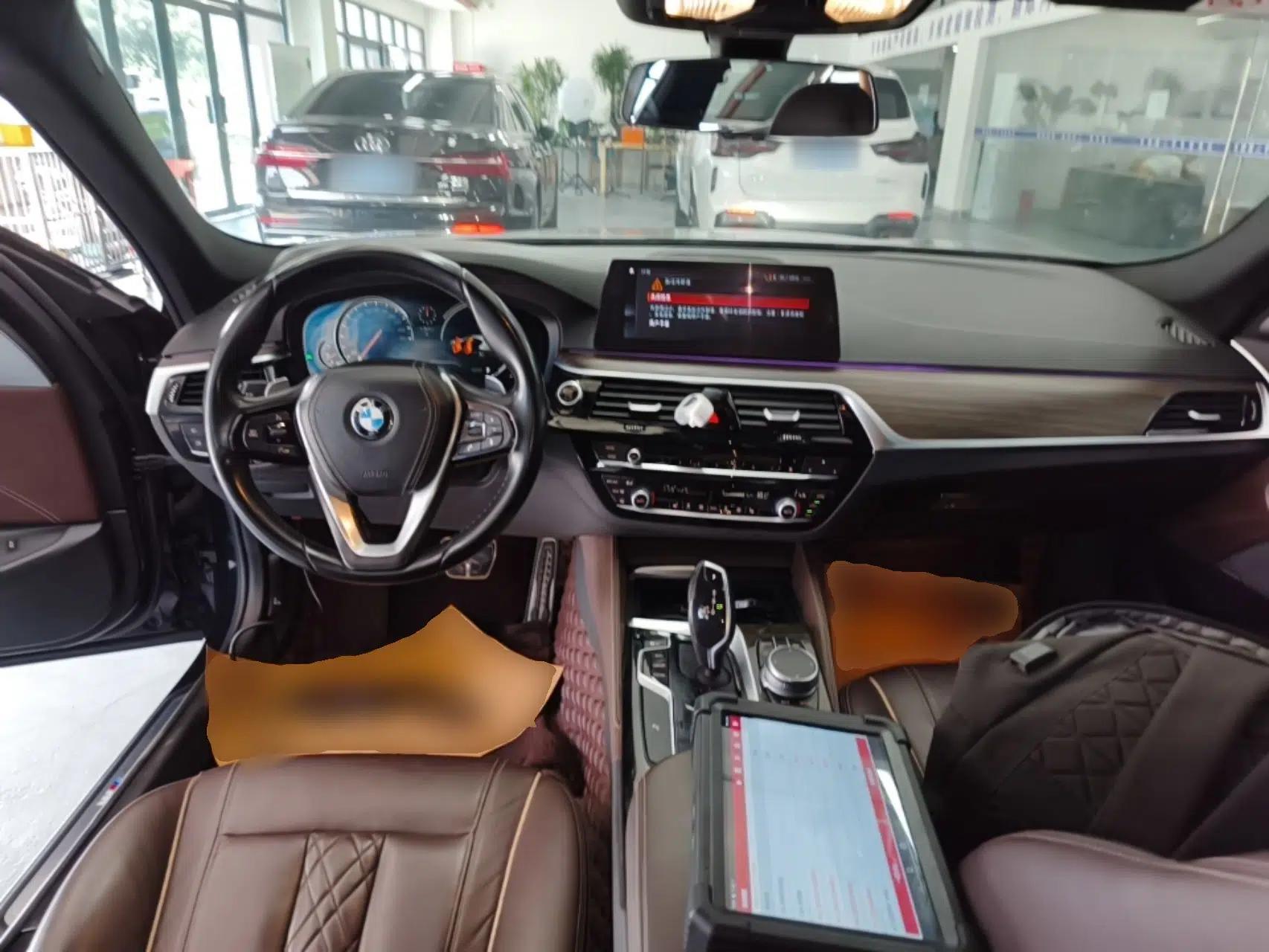 BMW 5 Series 2018 530Li Leading Model M Sport Package — миниатюра 12