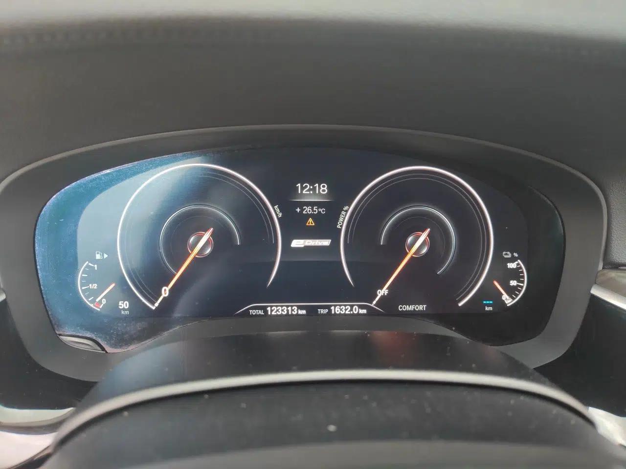 BMW 5 Series New Energy 2019 Updated Version 530Le Luxury Package — миниатюра 11