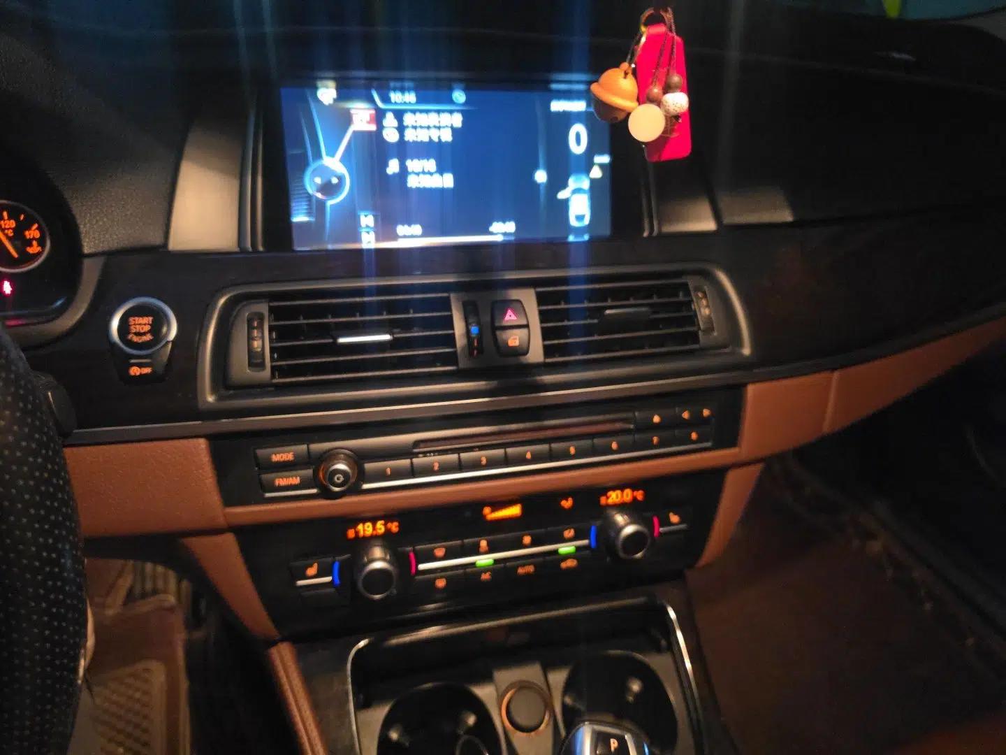 BMW 5 Series 2014 525Li Leading Model — миниатюра 13