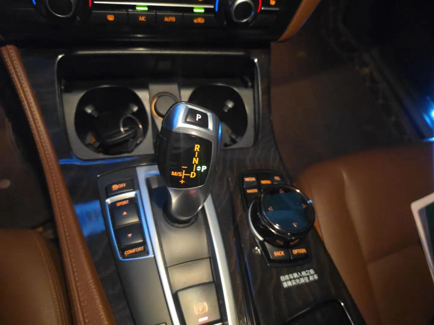 BMW 5 Series 2014 525Li Leading Model — миниатюра 14
