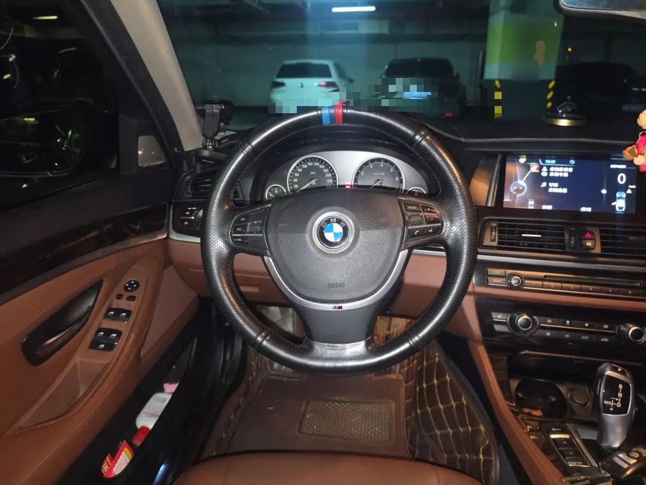 BMW 5 Series 2014 525Li Leading Model — миниатюра 10