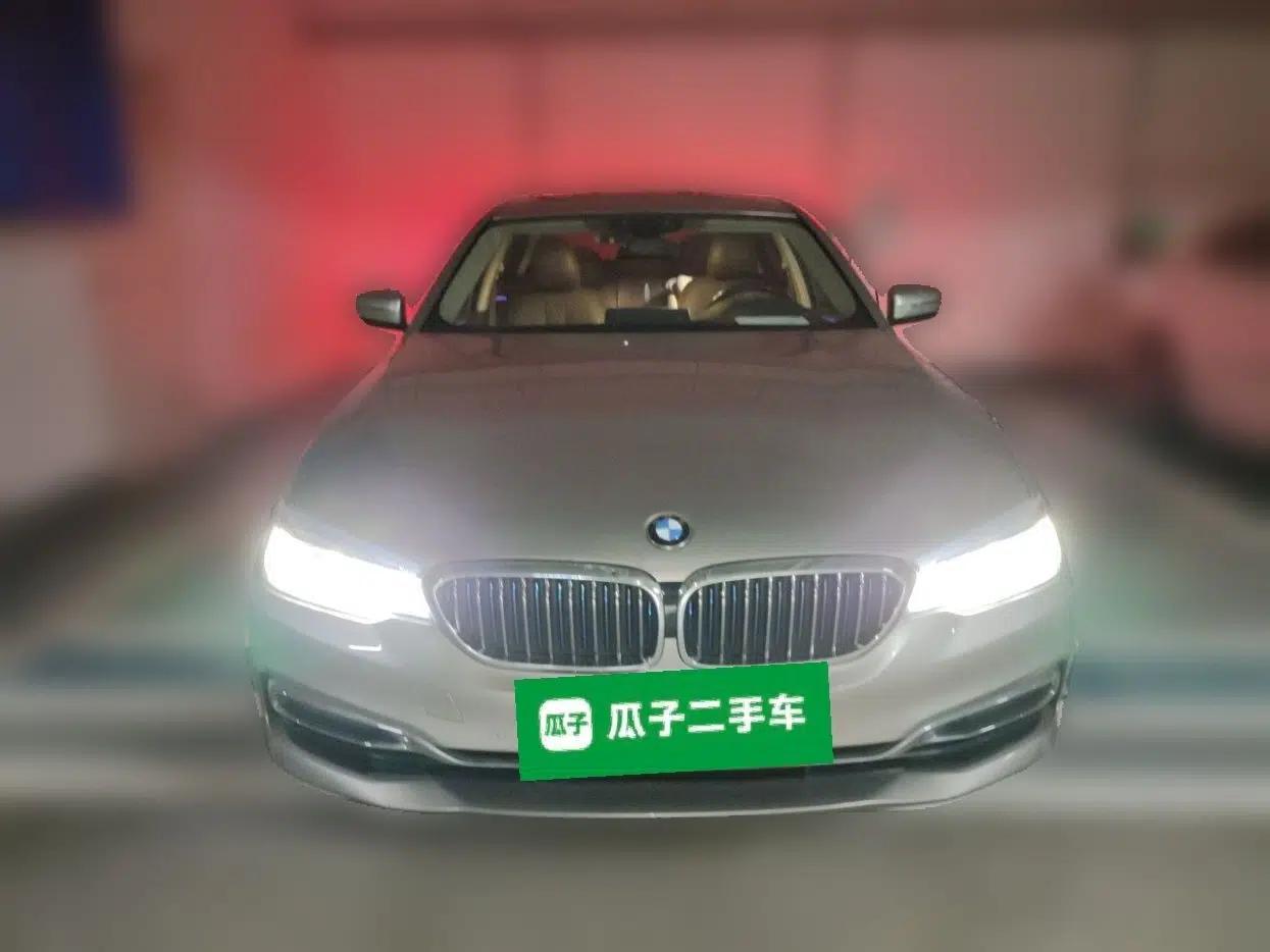 BMW 5 Series New Energy 2019 Updated Version 530Le Luxury Package — миниатюра 2