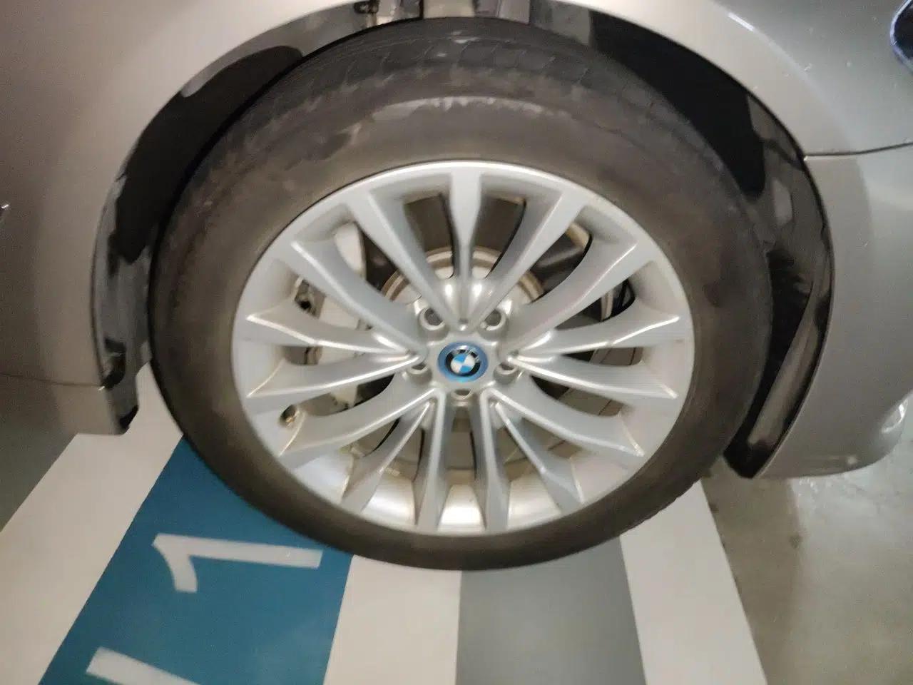 BMW 5 Series New Energy 2019 Updated Version 530Le Luxury Package — миниатюра 8