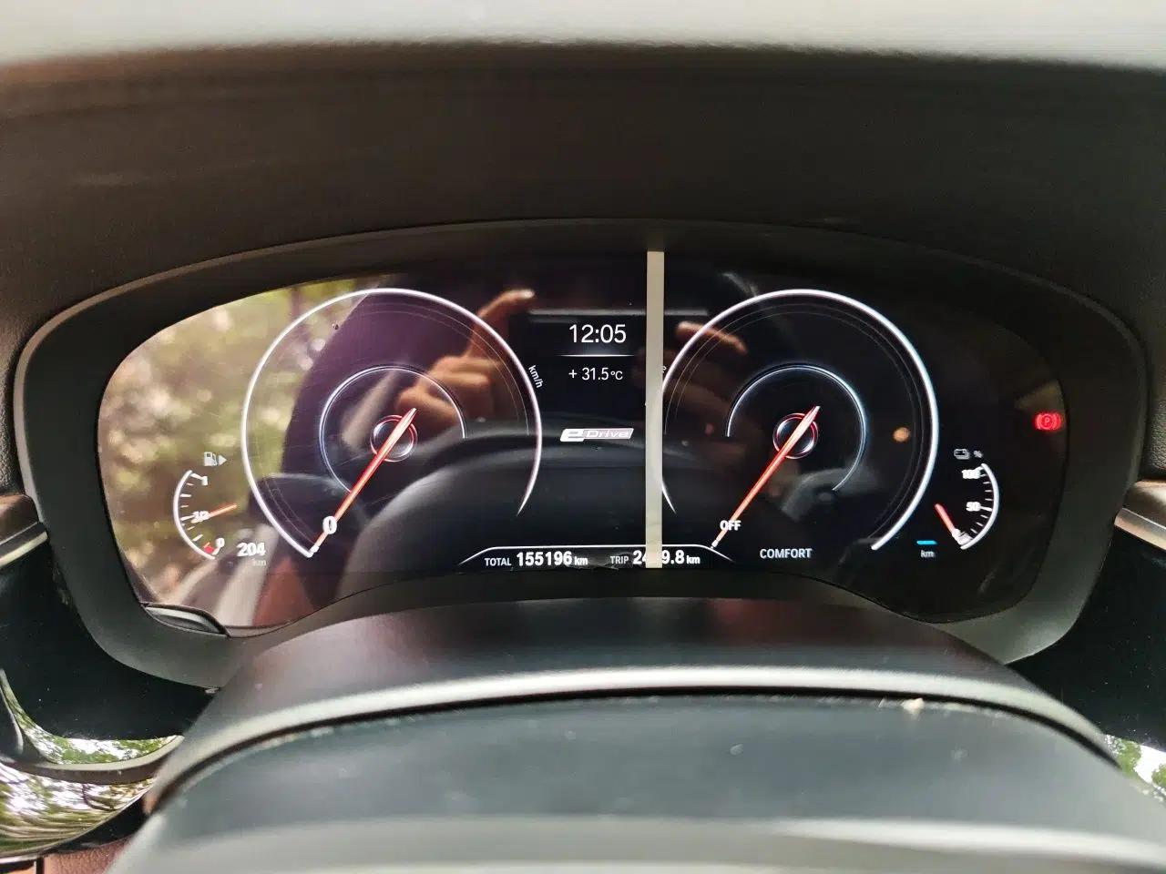 BMW 5 Series New Energy 2019 530Le Luxury Package — миниатюра 11