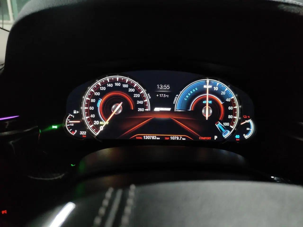BMW 5 Series New Energy 2018 530Le Luxury Package — миниатюра 11