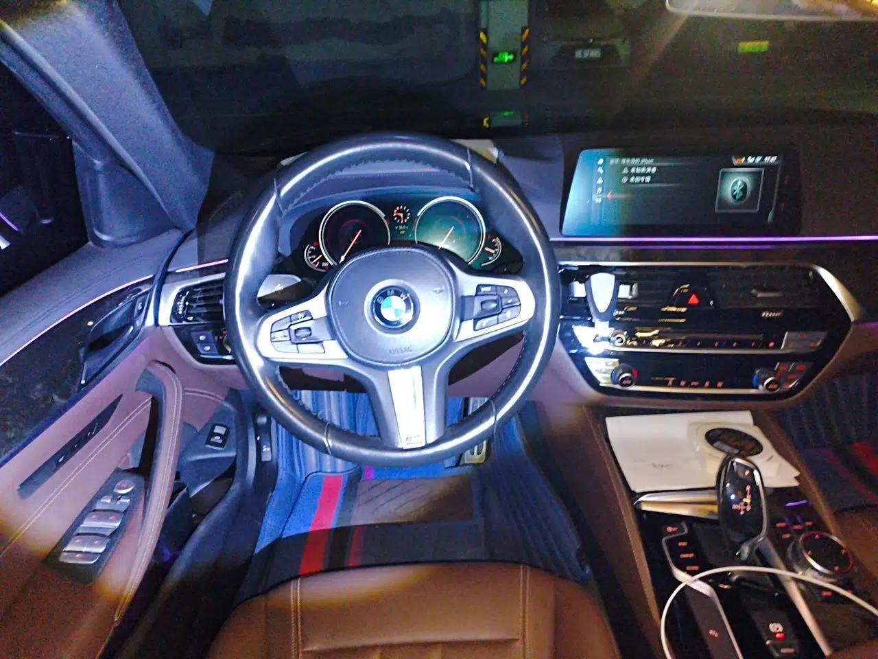 BMW 5 Series 2018 525Li M Sport Package — миниатюра 10