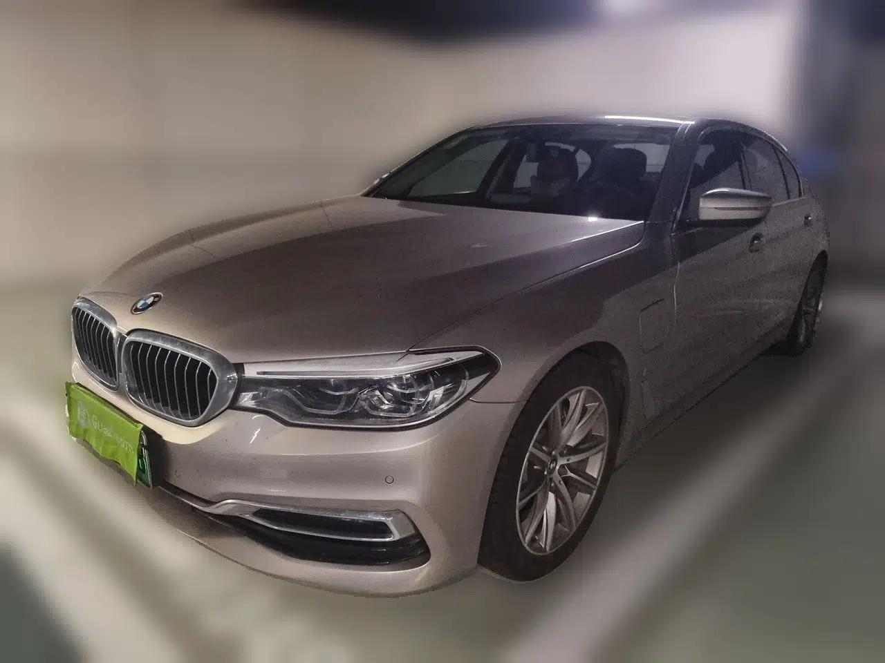 BMW 5 Series New Energy 2019 530Le Luxury Package — миниатюра 1