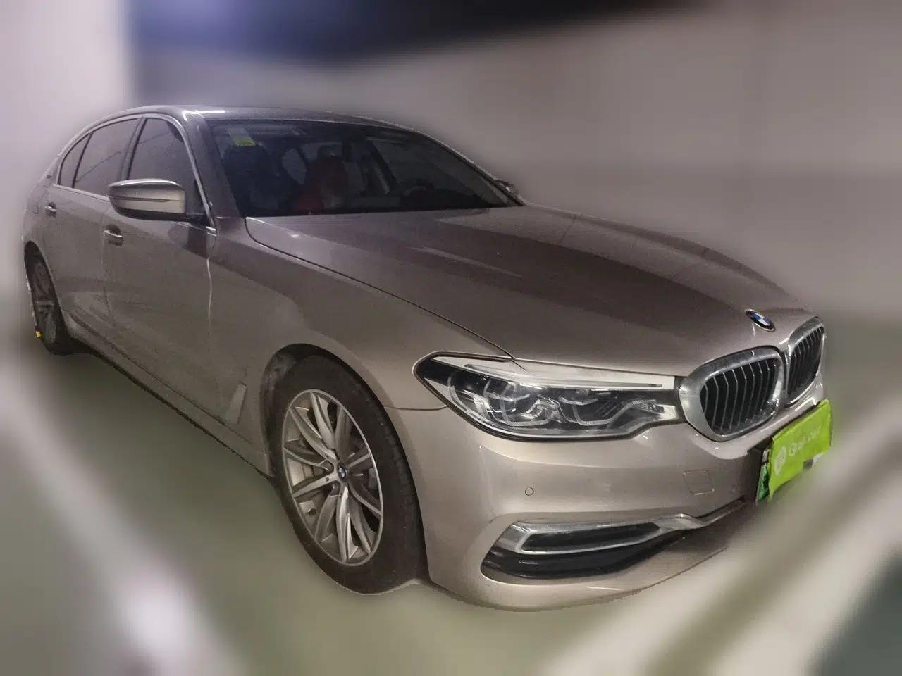 BMW 5 Series New Energy 2019 530Le Luxury Package — миниатюра 3