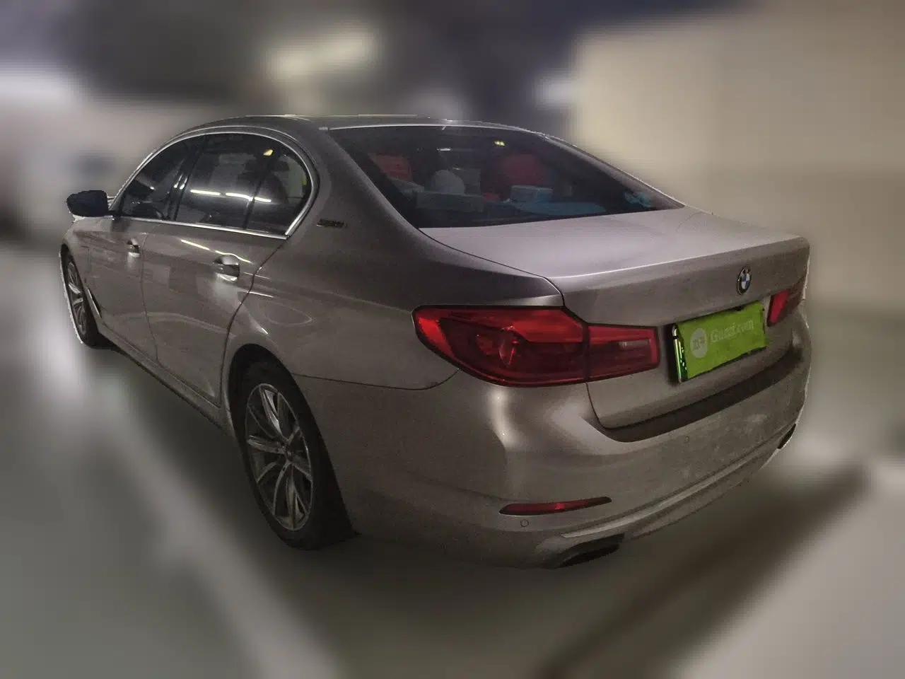 BMW 5 Series New Energy 2019 530Le Luxury Package — миниатюра 4