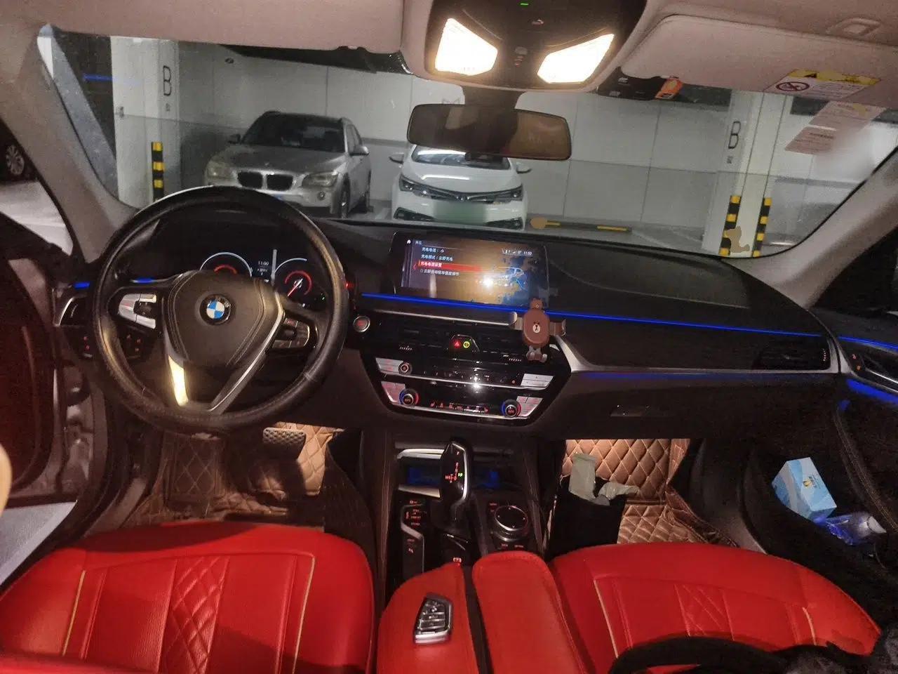 BMW 5 Series New Energy 2019 530Le Luxury Package — миниатюра 9