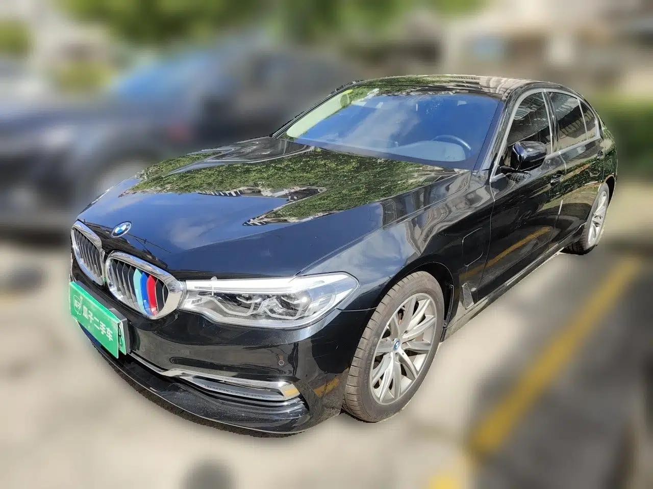 BMW 5 Series New Energy 2018 530Le Luxury Package — миниатюра 1