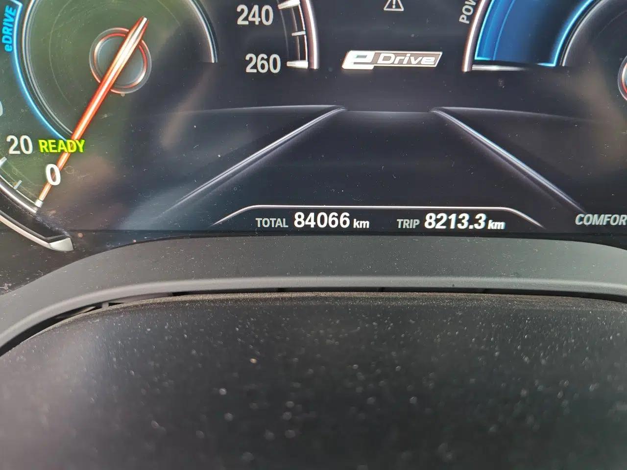 BMW 5 Series New Energy 2019 530Le Luxury Package — миниатюра 12