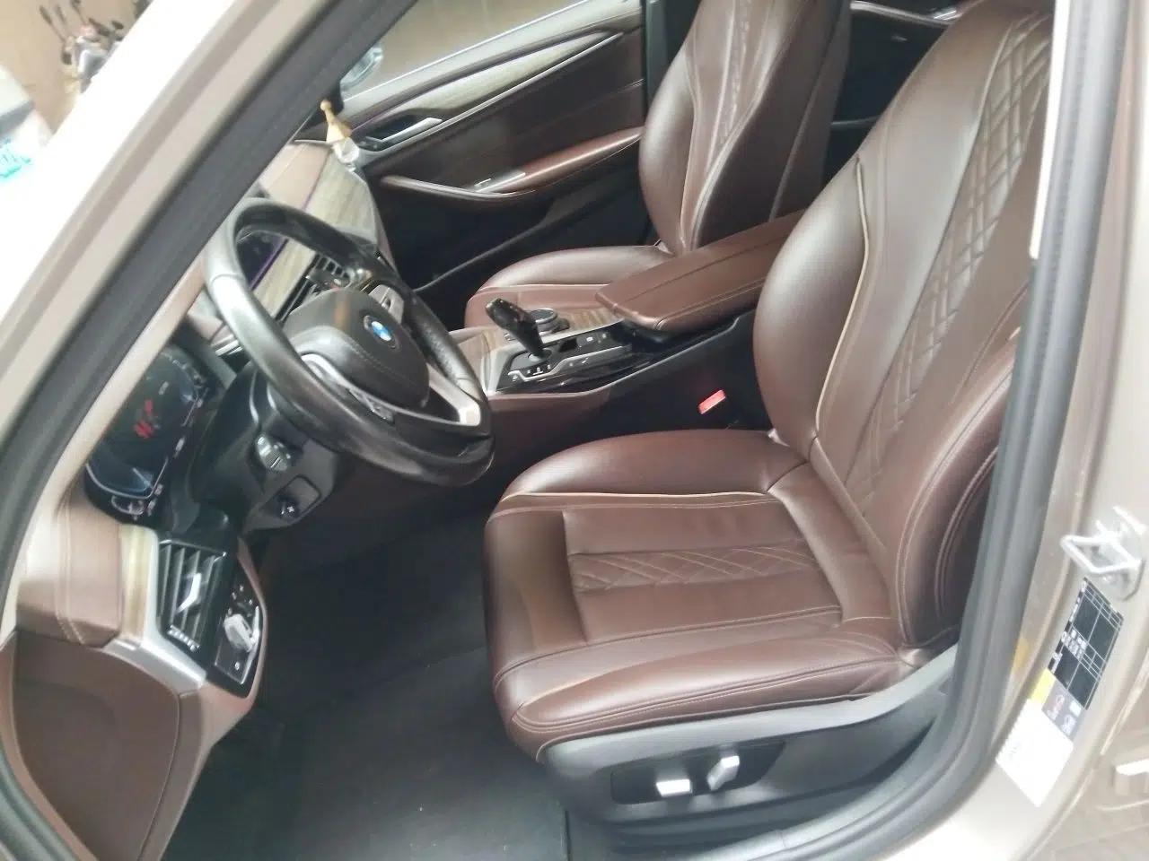 BMW 5 Series New Energy 2020 530Le Luxury Package — миниатюра 15