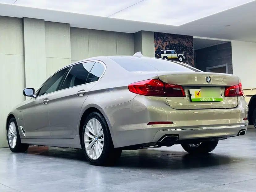 BMW 5 Series New Energy 2020 Mileage Upgrade Version 530Le Luxury Package — миниатюра 17