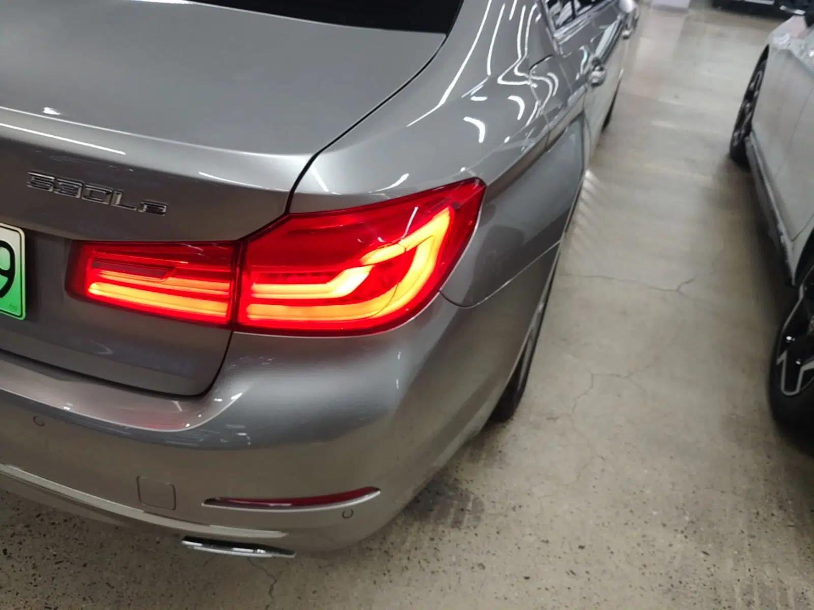 BMW 5 Series New Energy 2020 Mileage Upgrade Version 530Le Luxury Package — миниатюра 9