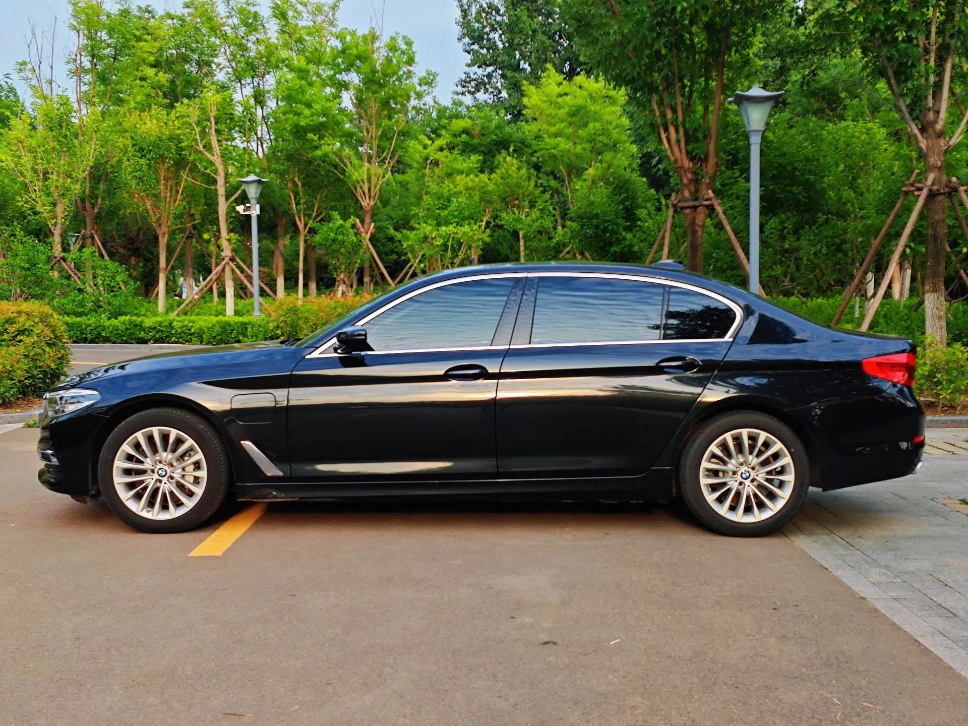 BMW 5 Series New Energy 2020 Mileage Upgrade Version 530Le Pioneer Edition — миниатюра 18