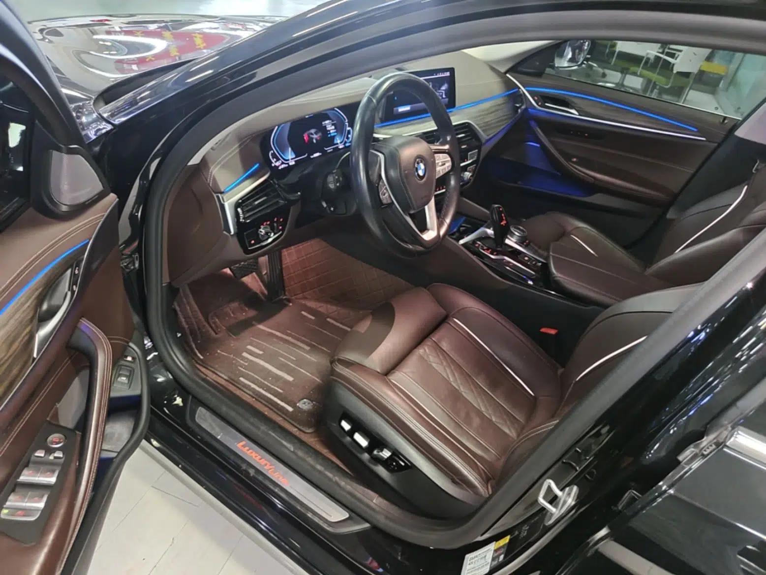BMW 5 Series New Energy 2020 Mileage Upgrade Version 530Le Pioneer Edition — миниатюра 25
