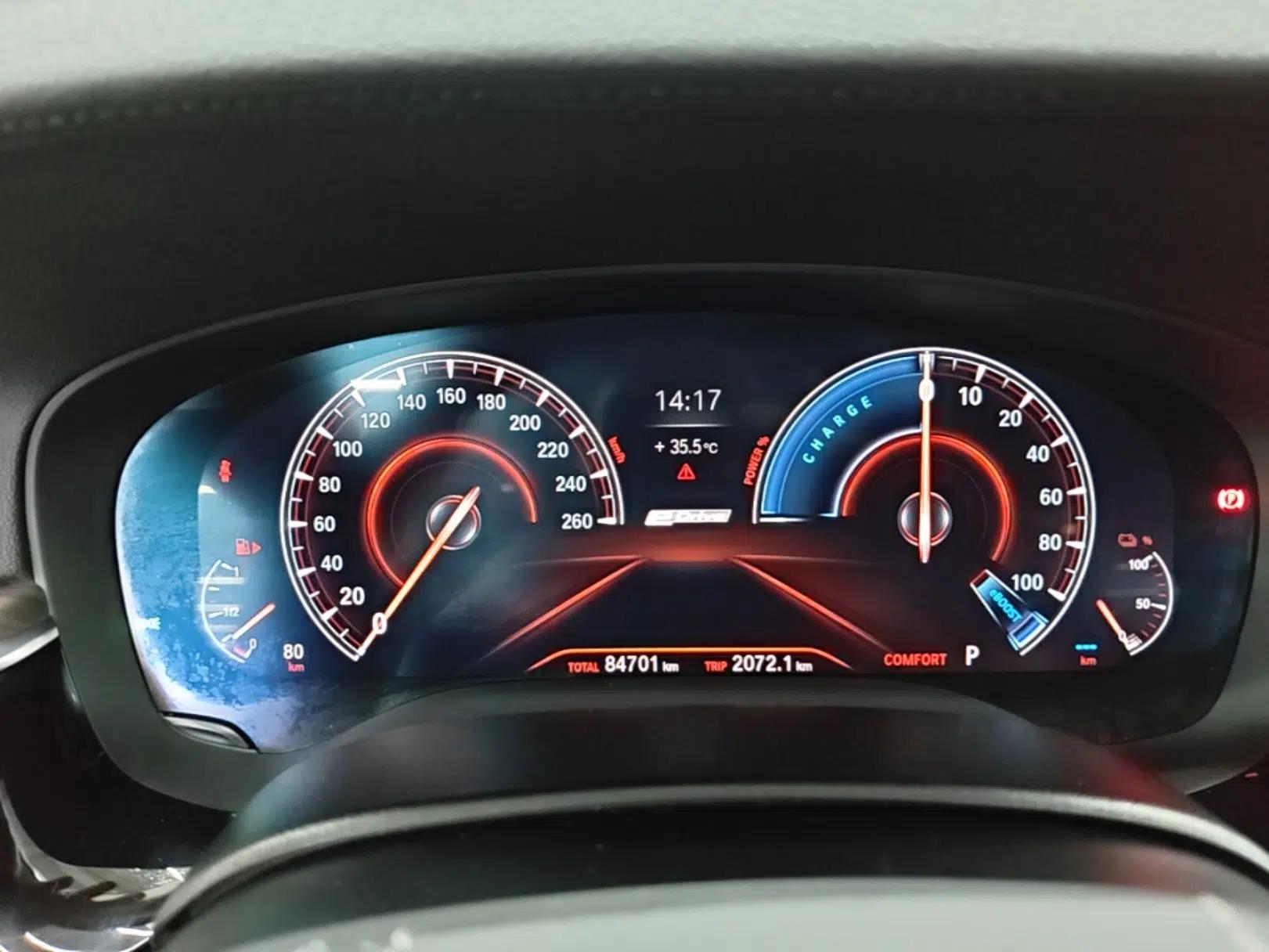 BMW 5 Series New Energy 2019 530Le Luxury Package — миниатюра 22