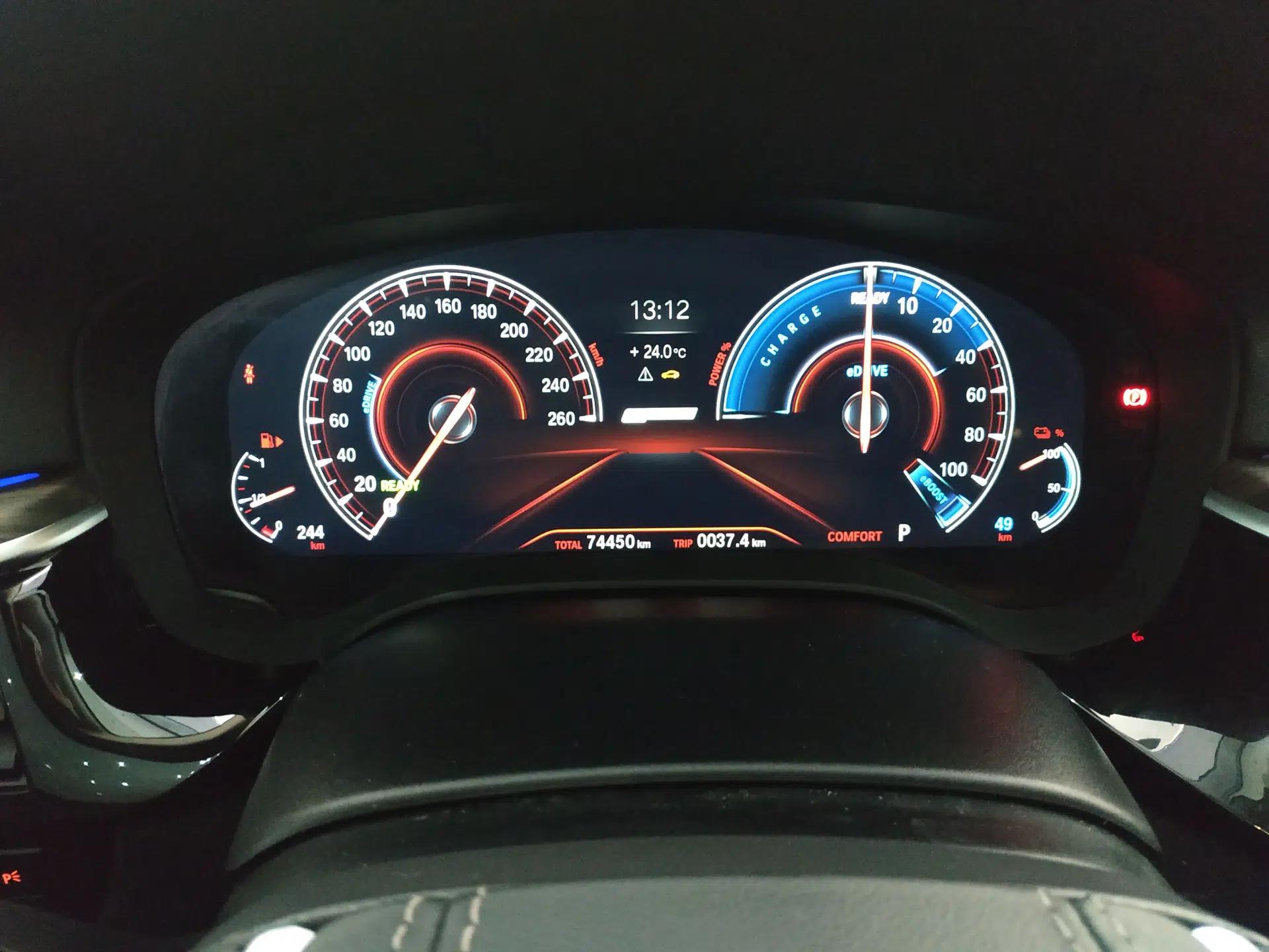 BMW 5 Series New Energy 2019 Updated Version 530Le Luxury Package — миниатюра 19
