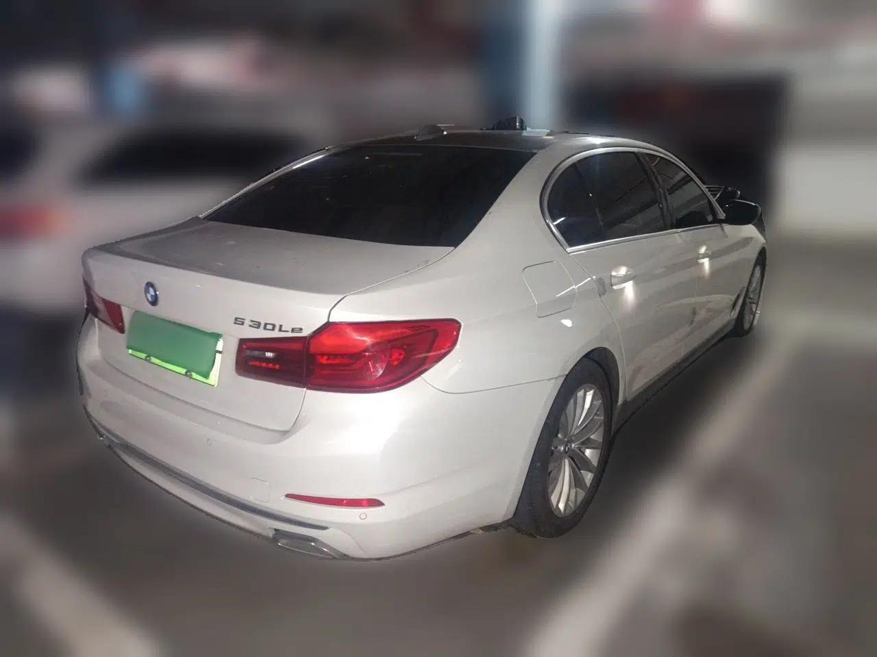 BMW 5 Series New Energy 2020 Mileage Upgrade Version 530Le Luxury Package — миниатюра 6