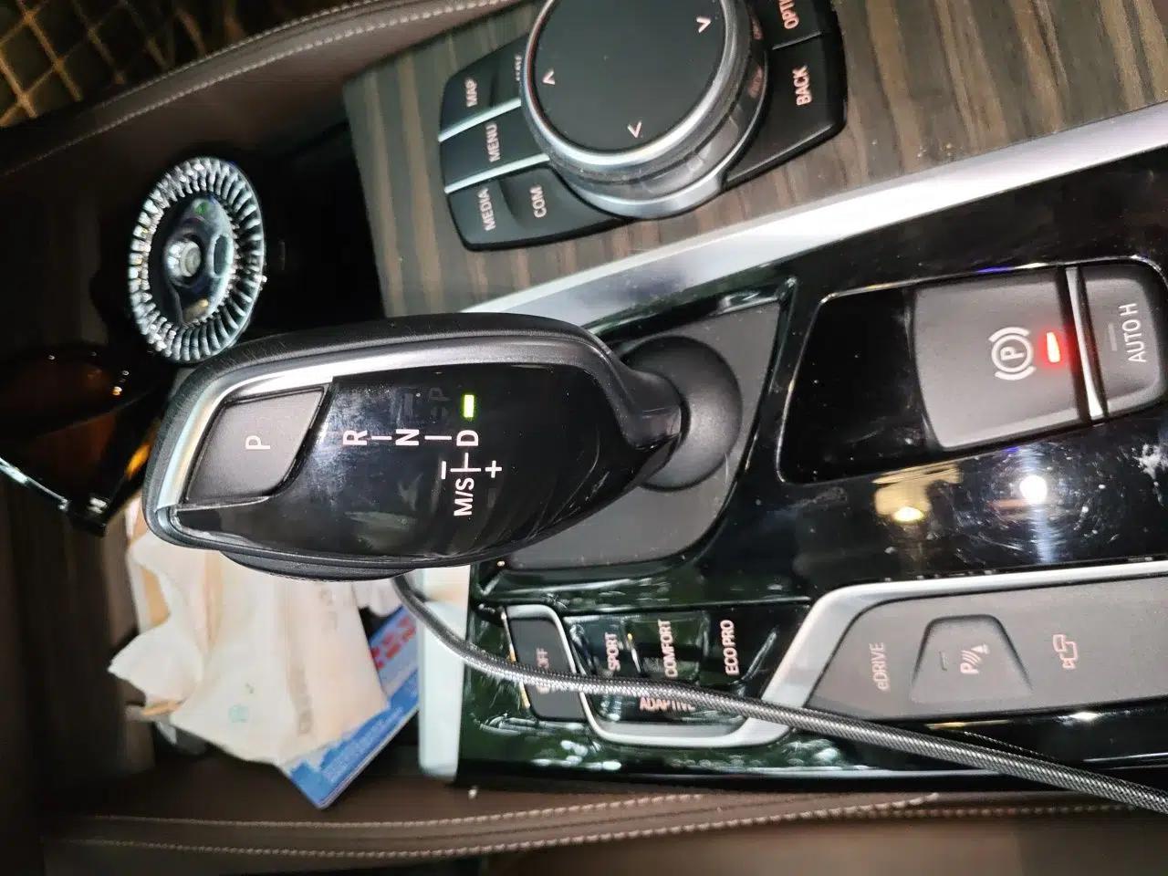 BMW 5 Series New Energy 2019 Updated Version 530Le Luxury Package — миниатюра 14